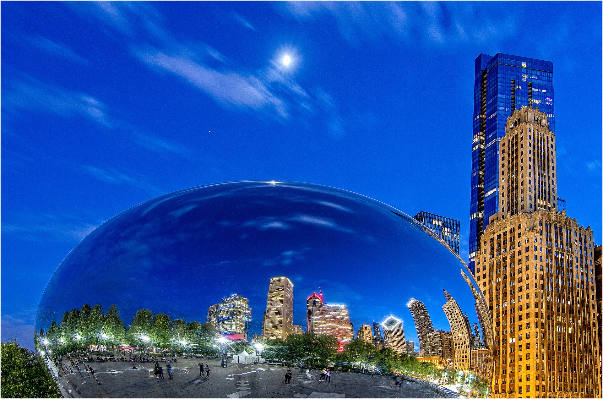 Cloud Gate, 'The Bean,' in Millennium Park